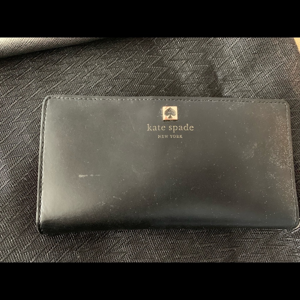 Black wallet